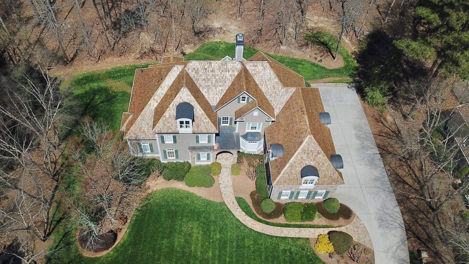 Roofing project by Total Choice Roofing — Suwanee, Georgia (7)